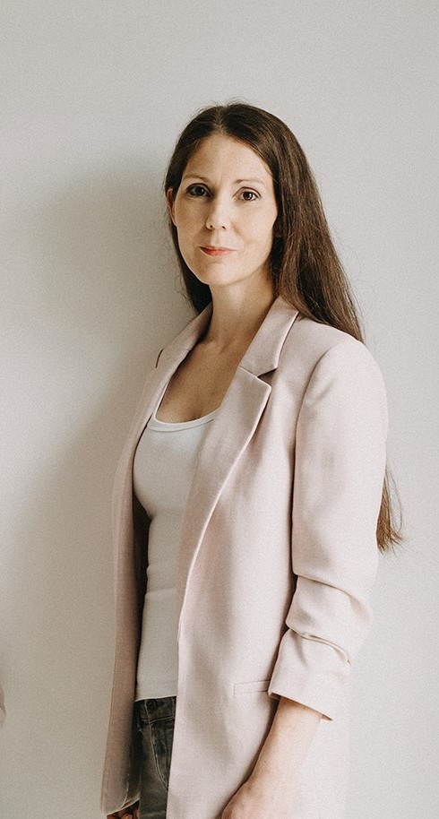 Vanesa Vanessa Burger, Gründerin von JUrVAs